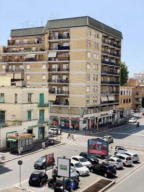 The Italian House In Rome A Pochi Passi Dalla Metro A Eksteriør billede